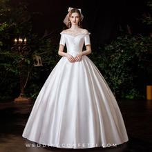 將圖片載入圖庫檢視器，The Lercinda Wedding Bridal Short Sleeve Gown - WeddingConfetti