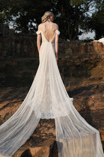 將圖片載入圖庫檢視器，The Kalista Bohemian Off Shoulder Gown - WeddingConfetti