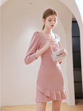 將圖片載入圖庫檢視器，The Riley Short Long Sleeve Dress (Available in 2 Colours) - WeddingConfetti