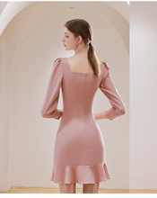 將圖片載入圖庫檢視器，The Riley Short Long Sleeve Dress (Available in 2 Colours) - WeddingConfetti