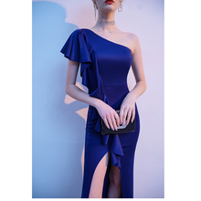將圖片載入圖庫檢視器，The Reese Royal Blue Toga Gown - WeddingConfetti
