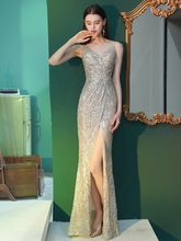 將圖片載入圖庫檢視器，The Pera Sequined Silver Sleeveless Gown - WeddingConfetti